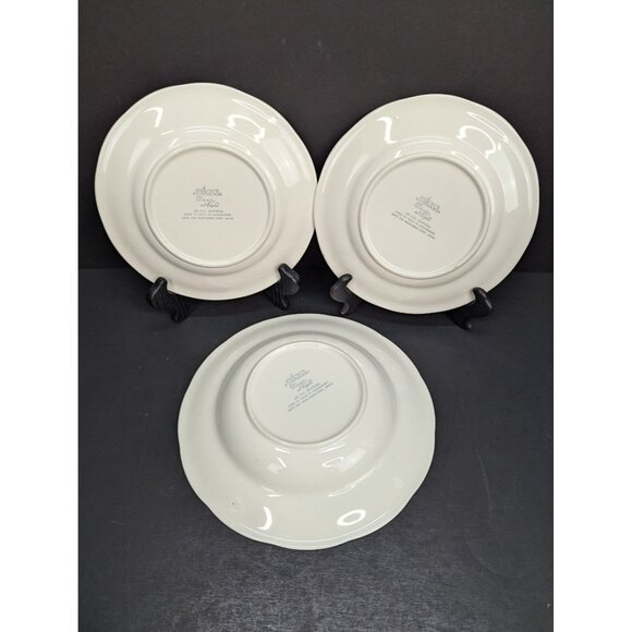 Mikasa Dinner At Eight DB 010 Gardena 1 Rimmed Serving Bowl and 2 Salad Plates - Picture 8 of 9